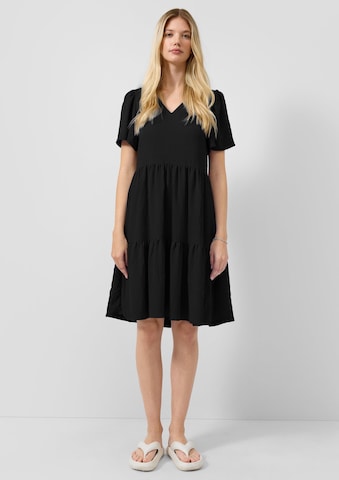 Robe QS en noir : devant