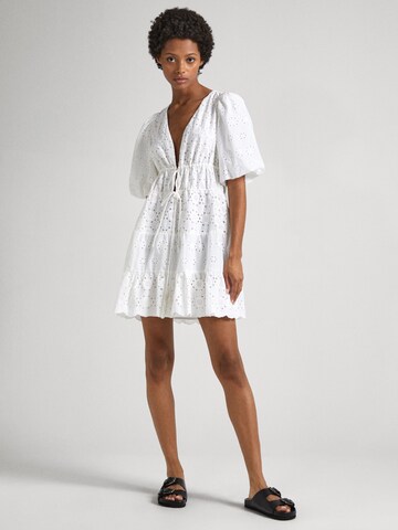 Robe ' DELIA ' Pepe Jeans en blanc