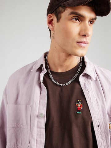 Iriedaily T-Shirt 'Nutcrax' in Braun