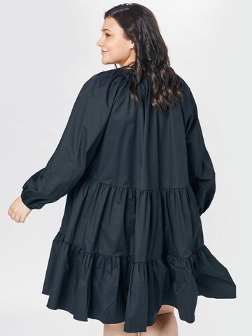 Robe GLAMOROUS CURVE en noir