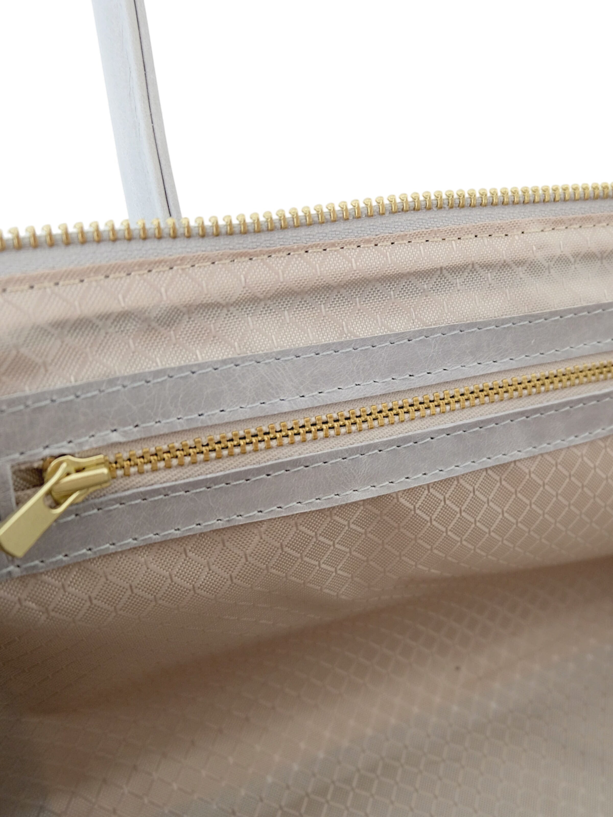 Atelier Medida Schultertasche 'East West Leather Bag'‌‌‌‌‌‌‌‌‌ in Grau