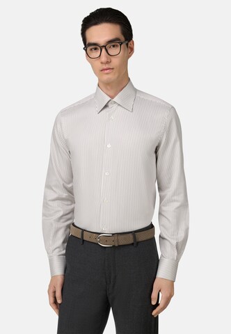 Coupe regular Chemise Boggi Milano en marron : devant