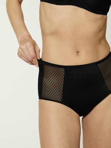 Nur Die Shaping slip ' Daily Shape ' in Black