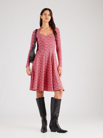Blutsgeschwister Kleid in Pink