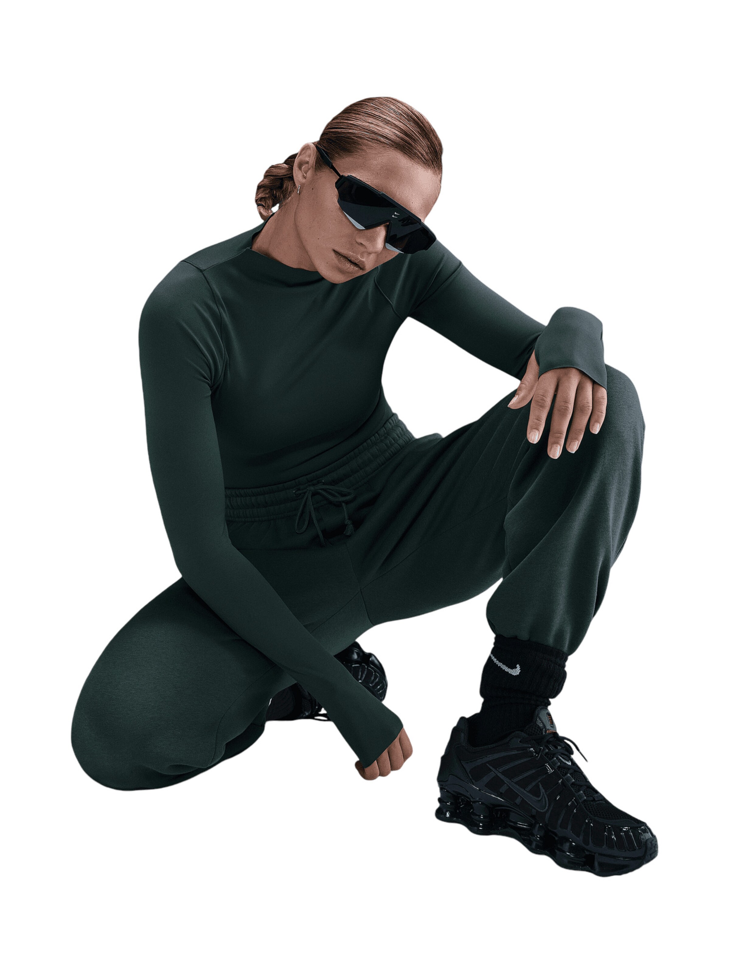 Nike Sportswear Tapered Broek 'Phoenix Fleece' in Groen