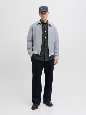 JACK & JONES Regular fit Button Up Shirt in Grey