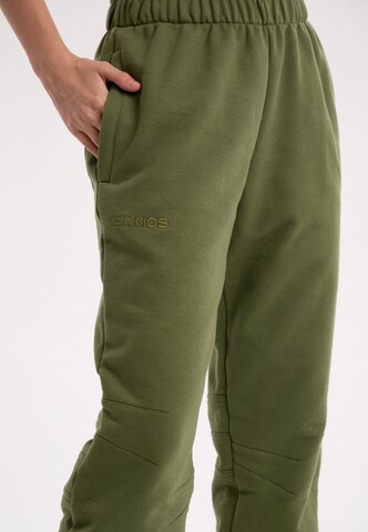 Regular Pantalon de sport ET Nos en vert