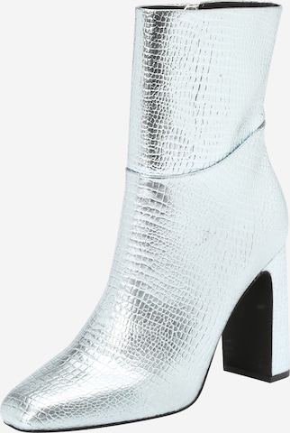 Bottines 'AISHA' STEVE MADDEN en argent : devant