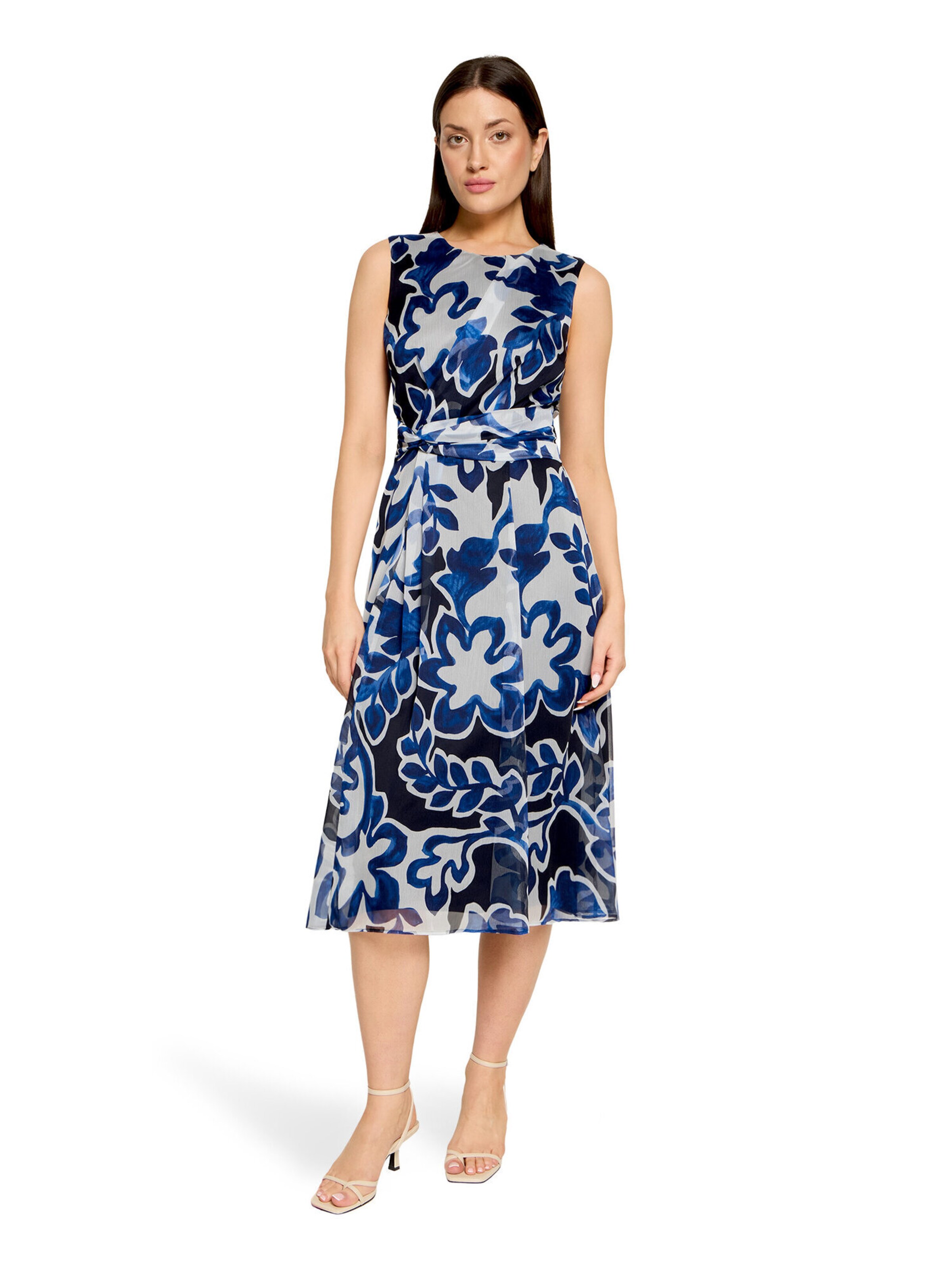 Betty & Co Evening dress in White: front
