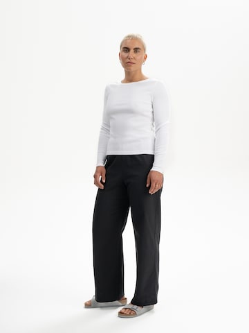 T-shirt 'MEHAR' MELA en blanc