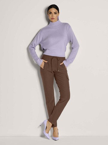 Effilé Pantalon MADELEINE en marron
