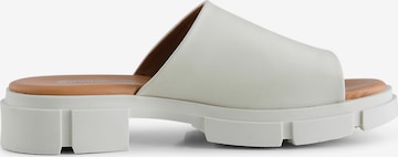 Sandales 'STB-ALVA MULE' Shoe The Bear en blanc