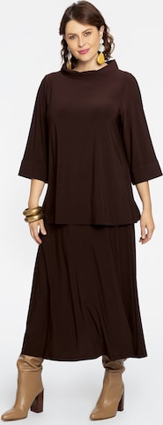 Yoek Skirt in Brown: front