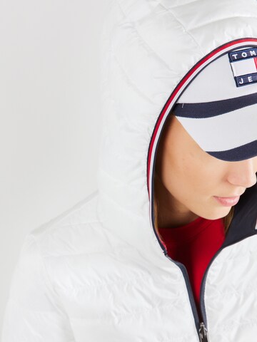 TOMMY HILFIGER Prechodná bunda - biela