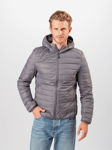 Urban Classics Jacke in Grau: Vorderseite