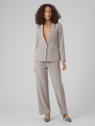 Blazer 'WENDY' VERO MODA en gris