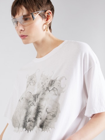 WEEKDAY - Camisa oversized 'Emy' em branco