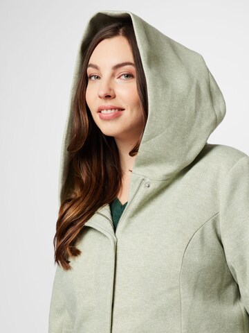 ONLY Carmakoma Přechodný kabát 'Sedona' – zelená