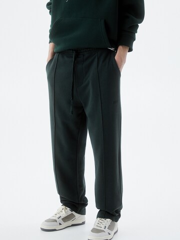 Regular Pantalon Pull&Bear en vert : devant