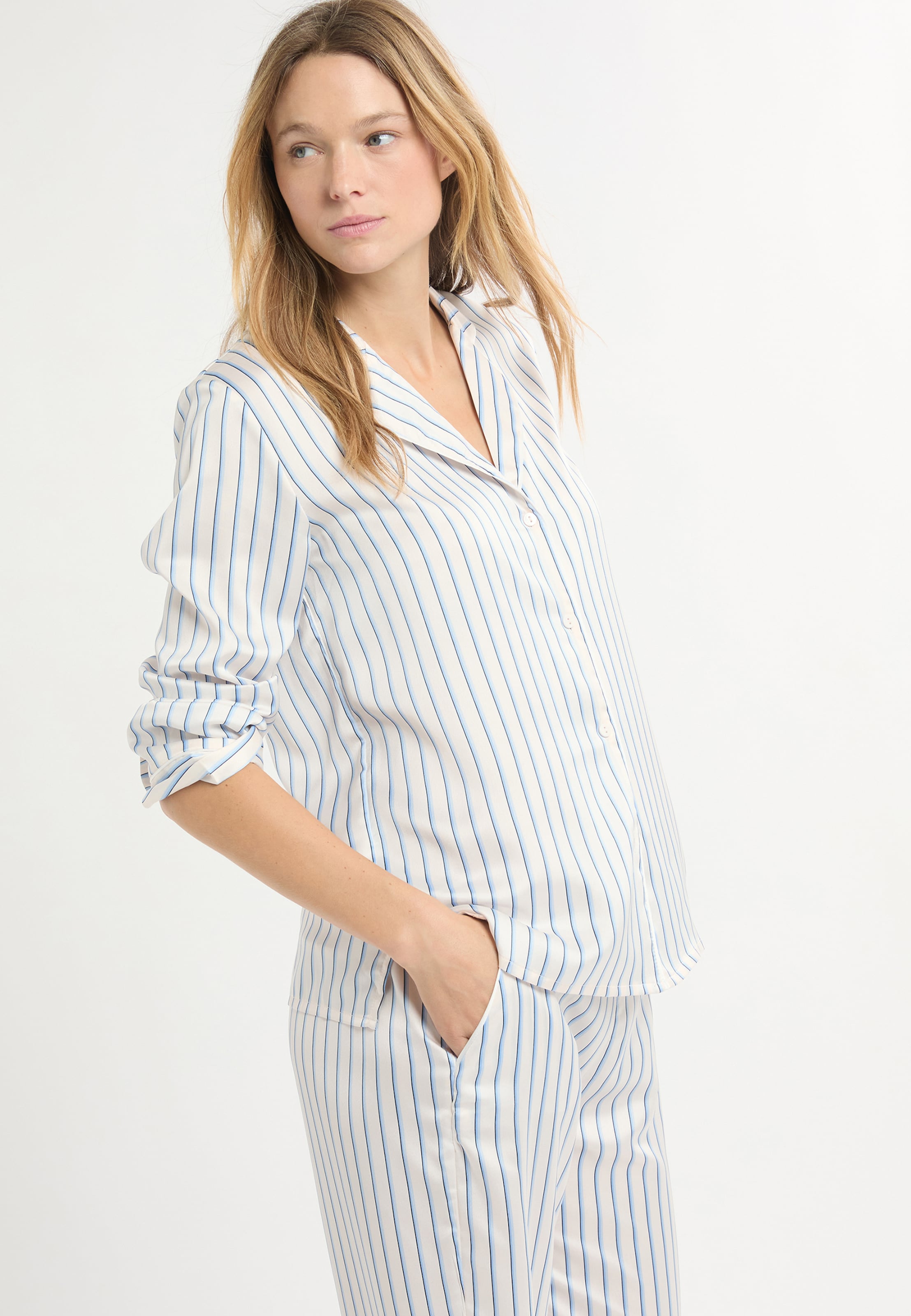 ETAM Slaapshirt 'MEDRA' in Blauw