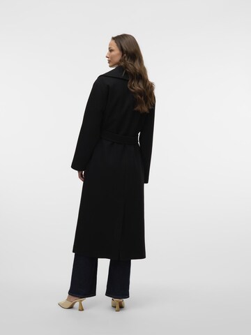 Manteau mi-saison 'VMAnne' VERO MODA en noir