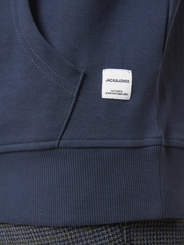 JACK & JONES Sweatshirt in Blau