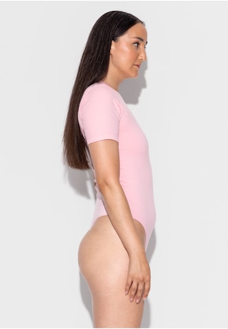 Lykkeland Atelier Body 'Fearless' in Roze