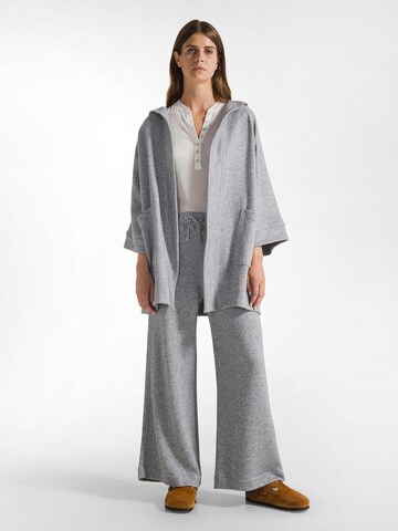 DEHA Sweatshirt in Grey: front