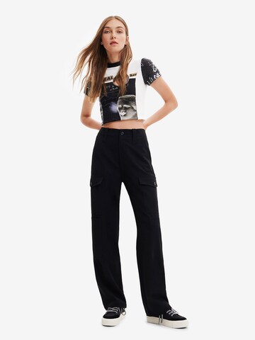 regular Pantaloni cargo di Desigual in nero