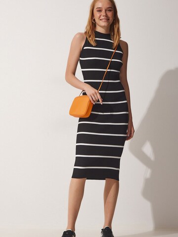 Happiness İstanbul Платье в Черный