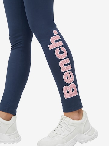 BENCH Skinny Leggings in Braun