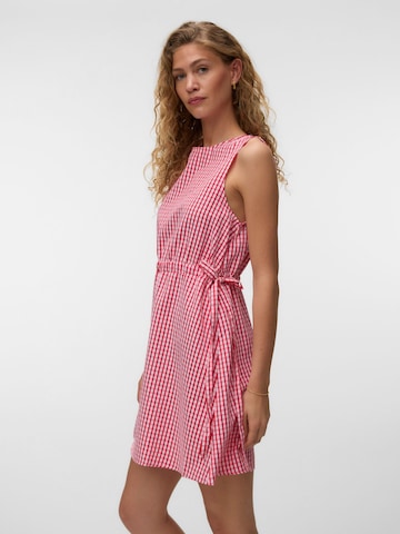 Abito 'VMCamilla' di VERO MODA in rosso