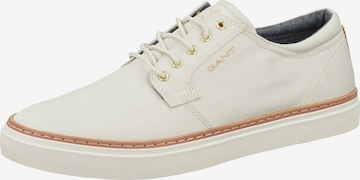 Chaussure de sport à lacets GANT en beige : devant