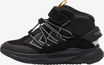 Hummel Boots in Black: front