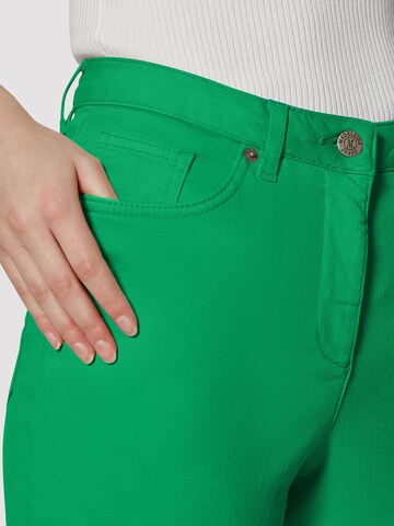 Skinny Jean MADELEINE en vert