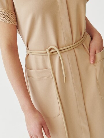 TATUUM Kleid in Beige