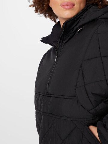 Urban Classics Between-season jacket in Black