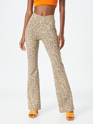 Cotton On Flared Hose in Beige: Vorderseite