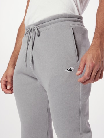 Effilé Pantalon HOLLISTER en gris