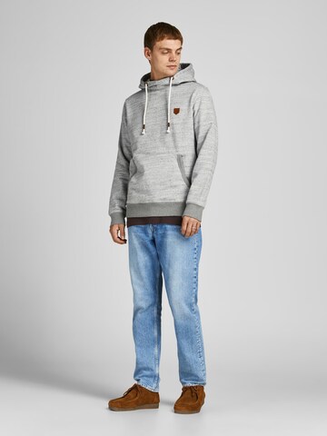 Sweat-shirt 'DAN' JACK & JONES en gris