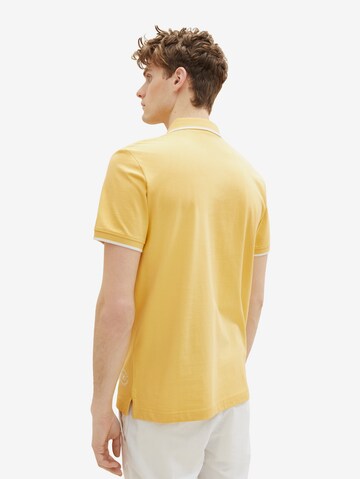 TOM TAILOR Тениска в жълто