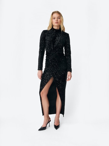 Crās Dress 'Glorycras' in Black: front