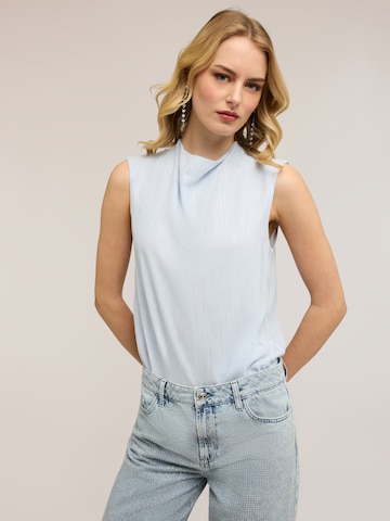 Top di MOTIVI in blu