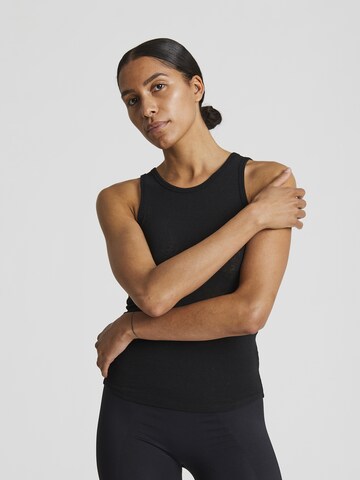 Gai+Lisva Top in Schwarz: Vorderseite