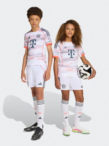 ADIDAS PERFORMANCE Regular Sportbyxa 'FC Bayern 25/26 Away' i vit