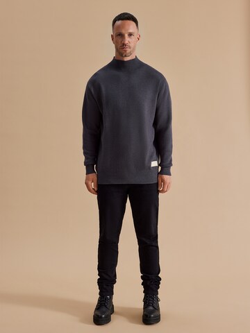 Pull-over 'Richard' DAN FOX APPAREL en gris