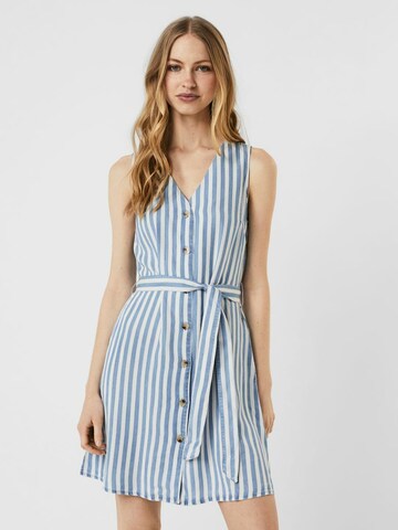 Abito camicia di VERO MODA in blu: frontale