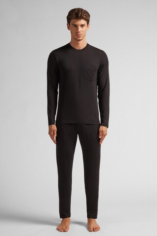 IUMAN Intimissimi Long Pajamas in Black: front