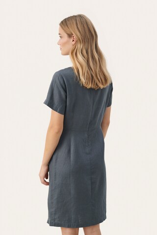 Robe 'Eamarina' Part Two en gris