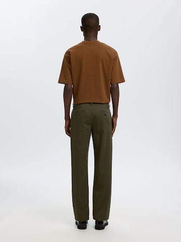 Regular Pantalon chino 'SLMMiles' SELECTED en vert